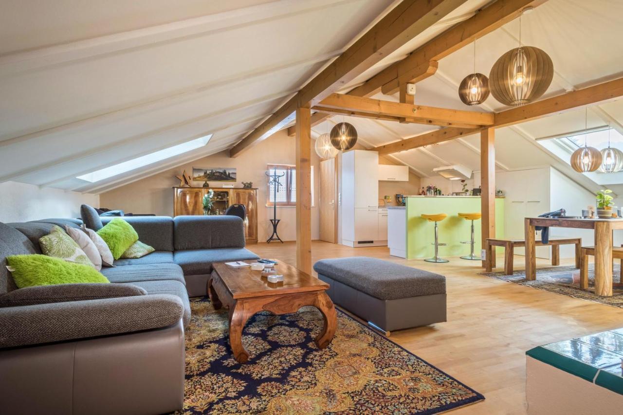 Luxurioeses Penthouse-Appartement 회히스트 외부 사진