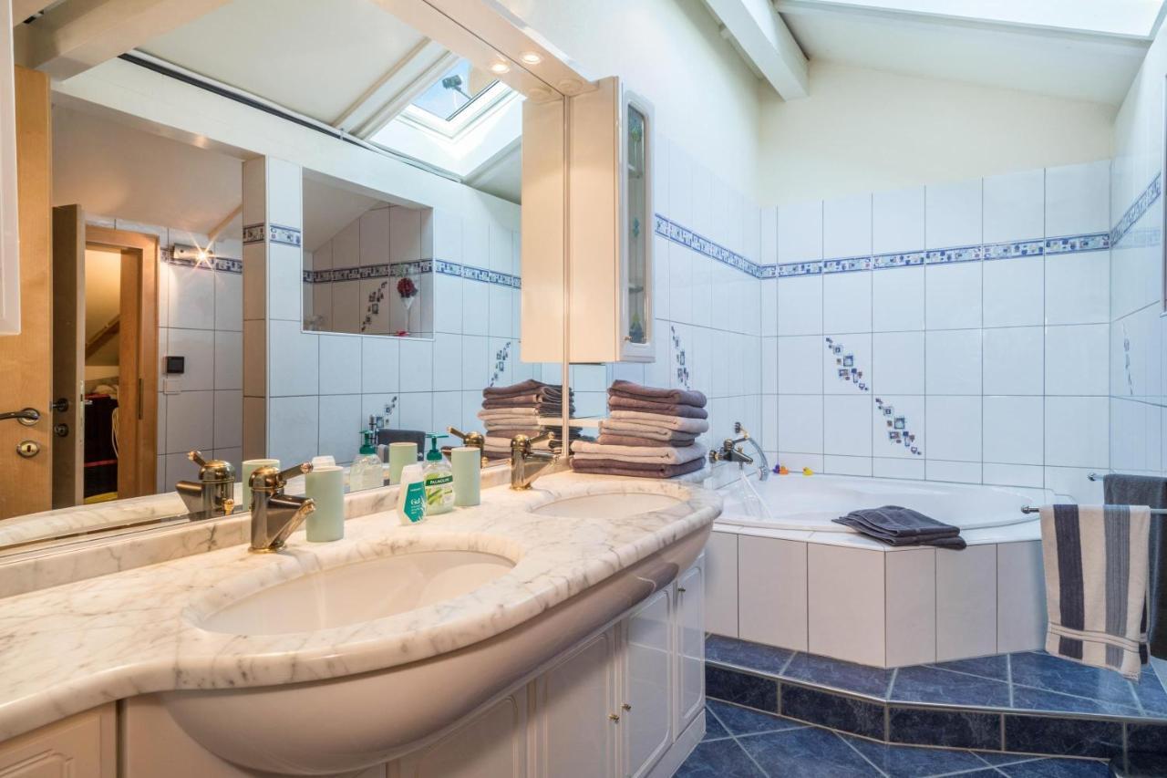 Luxurioeses Penthouse-Appartement 회히스트 외부 사진